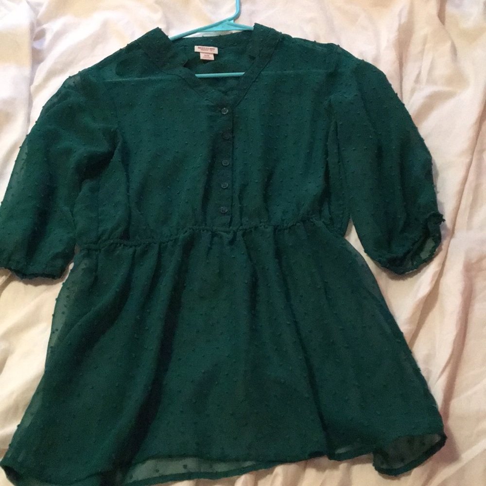 Elegant Green Women's Top